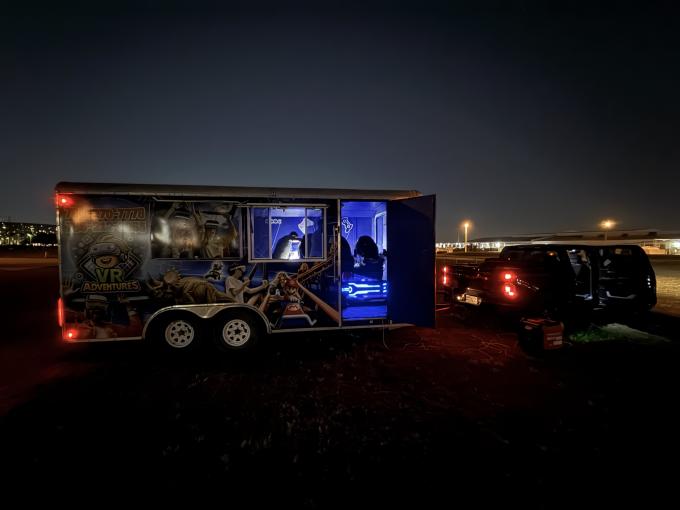 ultime notizie sull'azienda Le porte dell'Expo si sono chiuse, ma non avevamo finito: una missione di salvataggio nel parcheggio  0