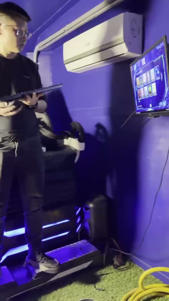 ultime notizie sull'azienda Le porte dell'Expo si sono chiuse, ma non avevamo finito: una missione di salvataggio nel parcheggio  2